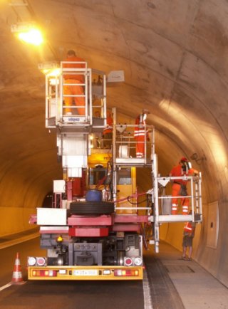 Tunelové inspekční trojče silniční TUA 1600 T